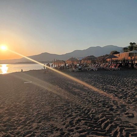 Favier Διαμέρισμα Αμάρυνθος Εξωτερικό φωτογραφία